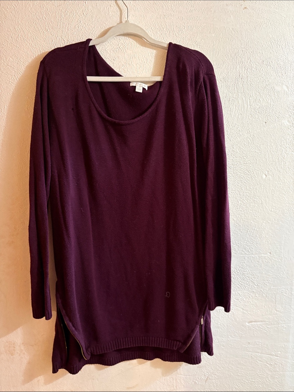 New York & Company Plum Scoop Neck Long Sleeve Sweater